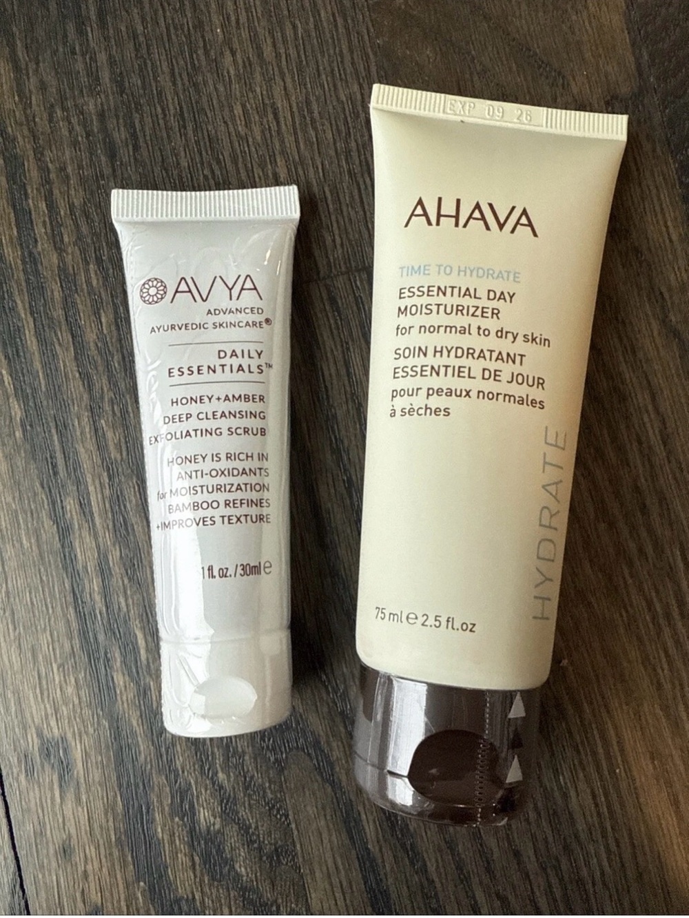 NEW AHAVA Time to Hydrate Essential Day Moisturizer 2.5 oz Sealed & Scrub 1oz